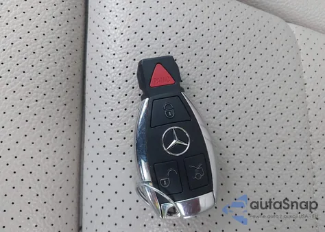 2018 Mercedes-Benz Glc 300 z USA, uszkodzony, nr VIN WDC0G4JB9JV018028